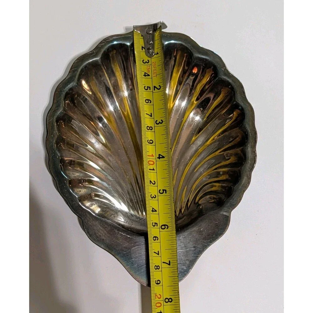 Vintage Oneida Silversmiths Silverplate Scalloped Clam Shell Trinket Dish 8”